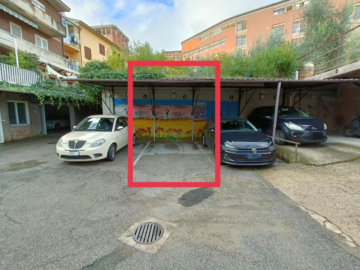 Firsthouse - Nel Centro Storico Con Parcheggio Gratuito Apartment Siena Exterior foto